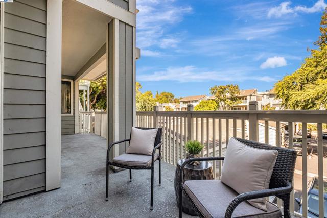3402 Pinewood Ter, Fremont CA: https://media.crmls.org/mediaz/9c17022d-9ef2-4a6f-826a-974b7135bda7.jpg