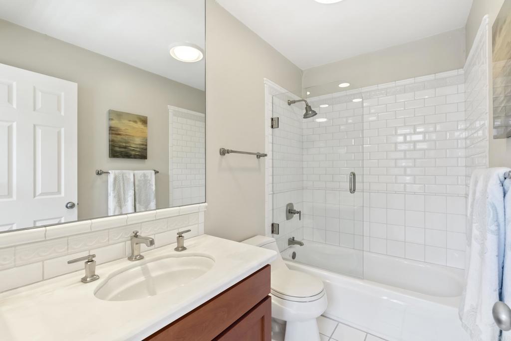 2921 Sandy Pointe - photo 9