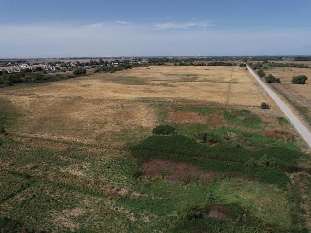 0 Tranquility Bay Road, Knightsen CA: https://media.crmls.org/mediaz/9c17336a-27f6-407f-80d9-5fa1c3db6426.jpg