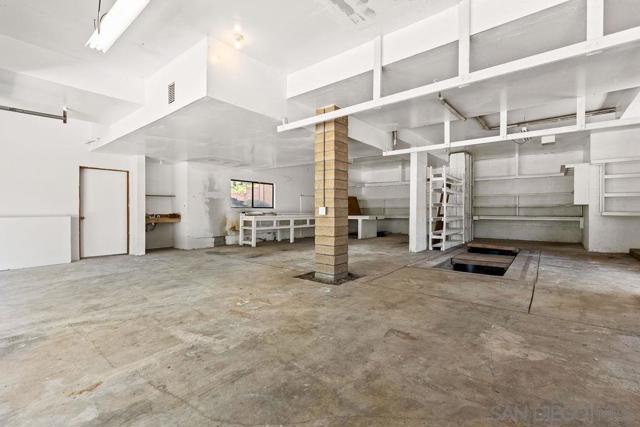 1308 Lakedale Rd, Santa Ysabel CA: https://media.crmls.org/mediaz/9c1784b9-e298-48a0-addd-2e4daa0cb6ed.jpg