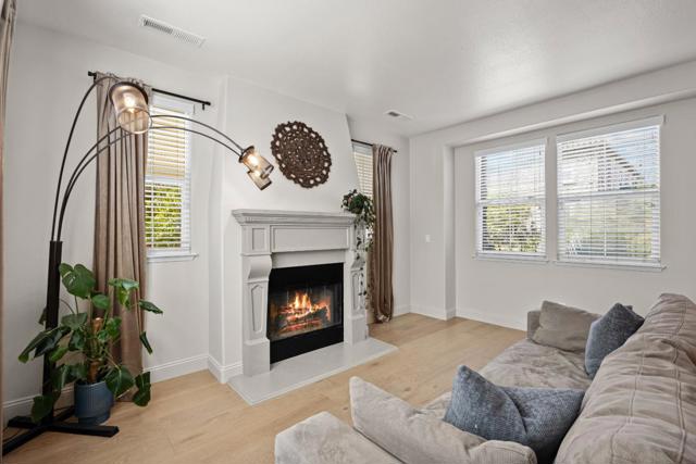 7632 Braid Court, Gilroy CA: https://media.crmls.org/mediaz/9c198e65-ddba-4ca1-be69-05d4ba897803.jpg