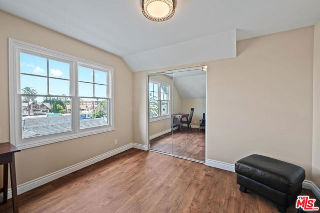 1238 S Bonnie Brae Street, Los Angeles CA: https://media.crmls.org/mediaz/9c19b7a8-09e2-46f2-8b4f-e6937e7af57f.jpg