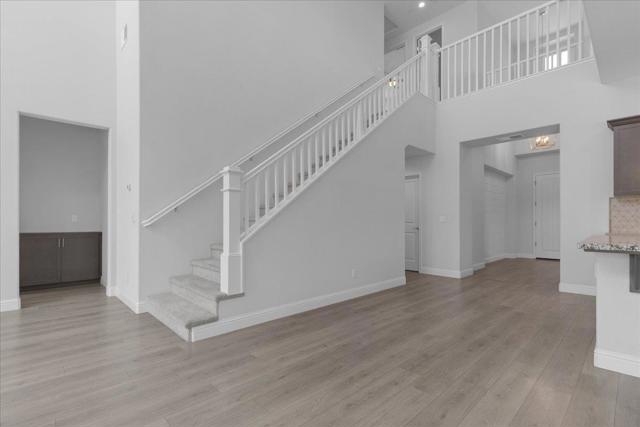 586 Braden Way, Marina CA: https://media.crmls.org/mediaz/9c1b650d-42a6-4a04-bd09-ef52e61f8e4a.jpg