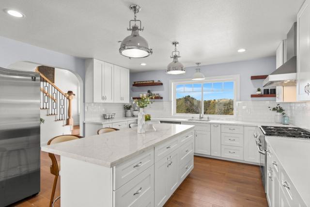 33501 Loma Chiquita Road, Los Gatos CA: https://media.crmls.org/mediaz/9c1c34ba-16ef-4034-baec-37b85b768f5a.jpg