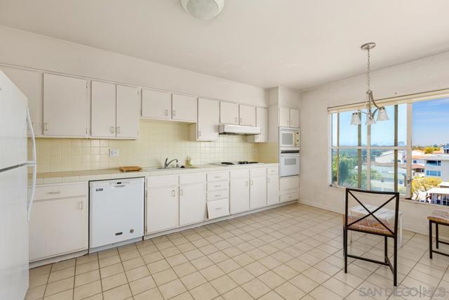 2620 2nd Avenue, San Diego CA: https://media.crmls.org/mediaz/9c1c7fa8-5fa7-46aa-8530-36ffcc09ec1b.jpg