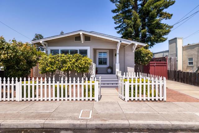 113 Washburn Avenue, Santa Cruz CA: https://media.crmls.org/mediaz/9c1cea18-5f43-43a6-97e1-fd29d52fdd6f.jpg