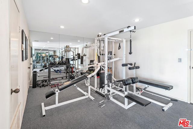 3516 Via Dolce, Marina del Rey CA: https://media.crmls.org/mediaz/9c1d4983-b0cb-4bca-a52d-b3d799036f3e.jpg