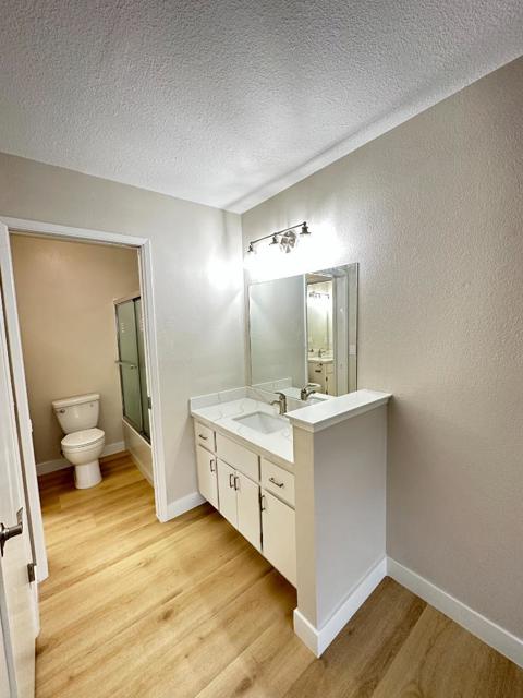 4965 Edgar Court, San Jose CA: https://media.crmls.org/mediaz/9c1d6366-83df-448a-b0a4-83b0e67d4749.jpg