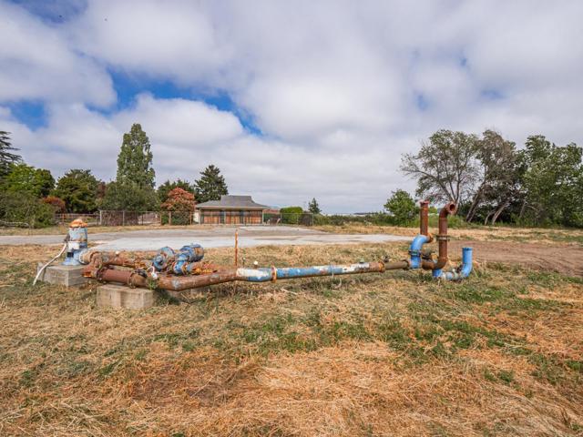 30 Riverside Road, Watsonville CA: https://media.crmls.org/mediaz/9c1da4d2-07b5-427b-a009-adc3e17bac94.jpg