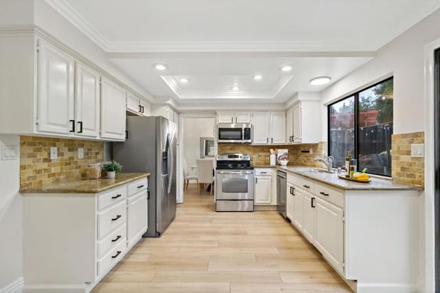 17716 Columbia Drive, Castro Valley CA: https://media.crmls.org/mediaz/9c1ea698-7115-4730-890f-38e2827147a1.jpg