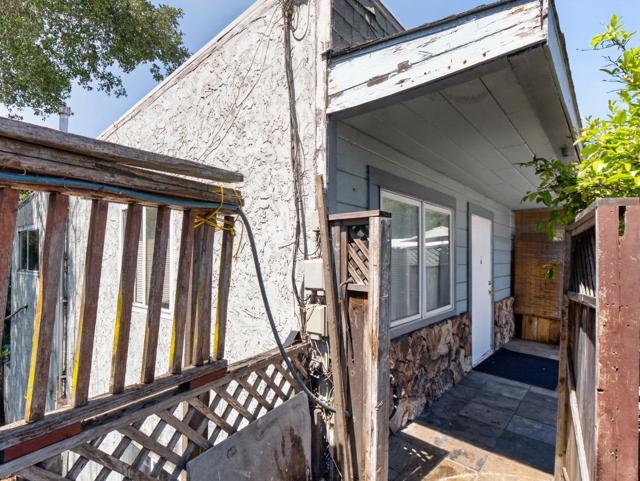 2545 Mar Vista Drive, Aptos CA: https://media.crmls.org/mediaz/9c1f4d28-8145-4dae-94b7-e88df4c2187e.jpg