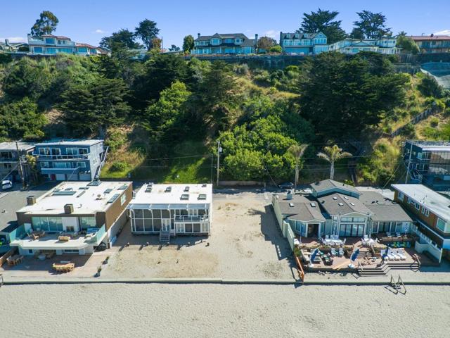 535 Beach Drive, Aptos CA: https://media.crmls.org/mediaz/9c208414-0b4a-4fc4-ac7b-6d7a9c29d799.jpg