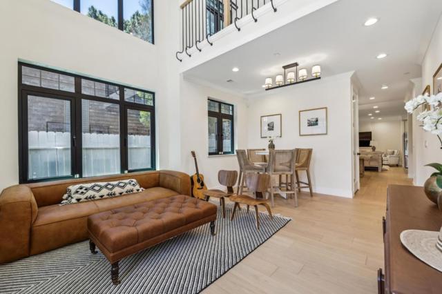 546 Oxford Avenue, Palo Alto CA: https://media.crmls.org/mediaz/9c20c0b7-52b7-423a-a1ae-3ade34640e39.jpg