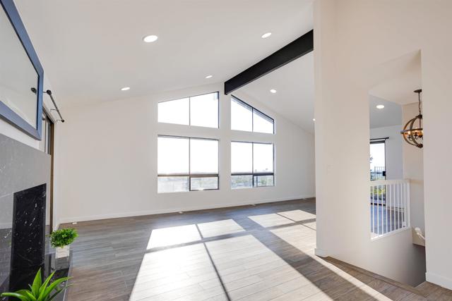 752 Monserate Ave, Chula Vista CA: https://media.crmls.org/mediaz/9c20c409-44ce-49b2-afab-43f5a5b3f6eb.jpg