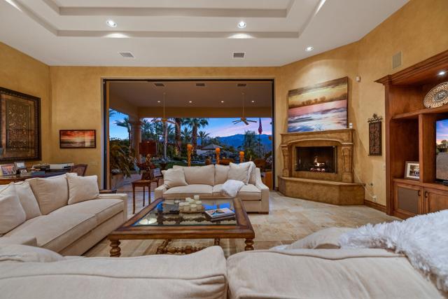 Image 22 of 99 For 4 Terra Vista Court