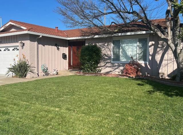 6366 Tamalpais Avenue, San Jose CA: https://media.crmls.org/mediaz/9c21f4f4-060d-4c77-97bb-f37207c09155.jpg