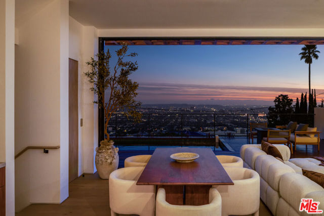 1525 Marlay Drive, Los Angeles CA: https://media.crmls.org/mediaz/9c230ade-98ee-431f-ab12-a09a964680ff.jpg