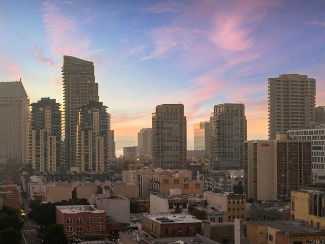 877 Island Avenue, San Diego CA: https://media.crmls.org/mediaz/9c243609-7dc8-4dd8-b8b3-3b89148f330d.jpg