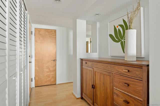 3920 Riviera Dr, Pacific Beach (San Diego) CA: https://media.crmls.org/mediaz/9c24944a-24ef-4c3c-96b2-ab18a77aa249.jpg