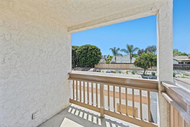 Detail Gallery Image 21 of 27 For 230 Candice Pl, Vista,  CA 92083 - 1 Beds | 1 Baths