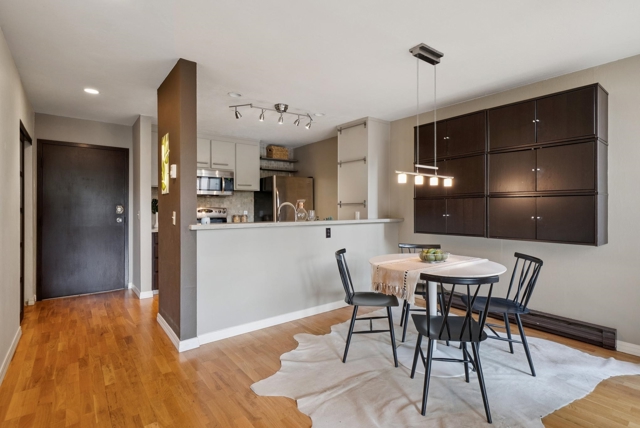 Image 9 of 56 For 2101 Shoreline Dr  153