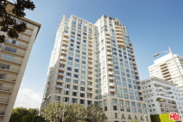 10727 Wilshire Boulevard, Los Angeles CA: https://media.crmls.org/mediaz/9c282039-90b0-4a46-98dd-875136f1a7b2.jpg