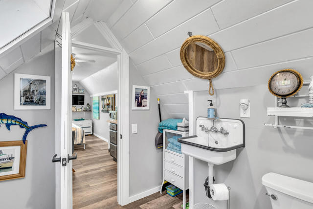53125 Overlook Drive, Idyllwild CA: https://media.crmls.org/mediaz/9c287278-7d11-4ae7-9caa-ec0659b886c2.jpg