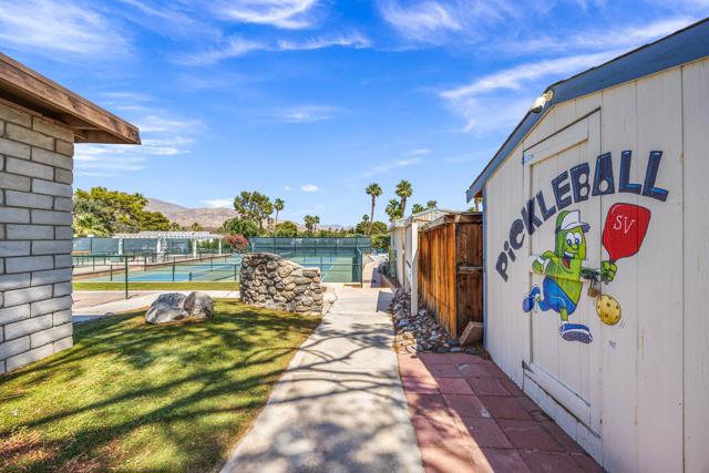 74711 Dillon Road, Desert Hot Springs CA: https://media.crmls.org/mediaz/9c29221e-4c54-4ceb-81b6-f53d5956f4b4.jpg
