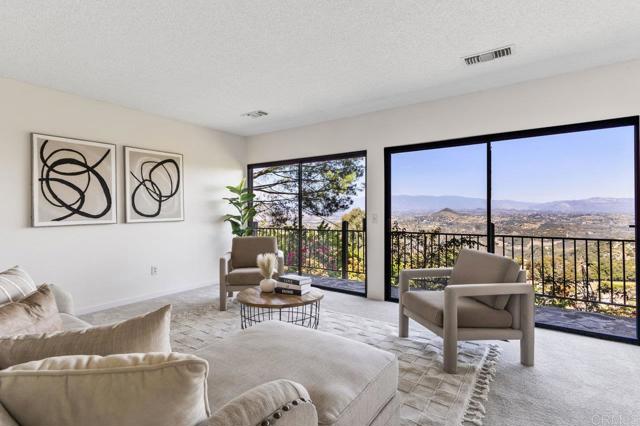 Detail Gallery Image 8 of 54 For 9613 Meadow Mesa Dr, Escondido,  CA 92026 - 4 Beds | 2/1 Baths