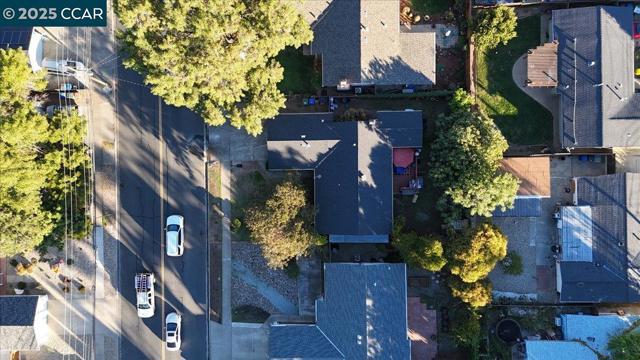 2644 E Olivera Rd, Concord CA: https://media.crmls.org/mediaz/9c2c0c3c-80c6-4584-8ed4-d5ae15915cf4.jpg