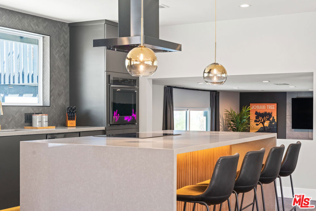 MLS #25612531 image #32