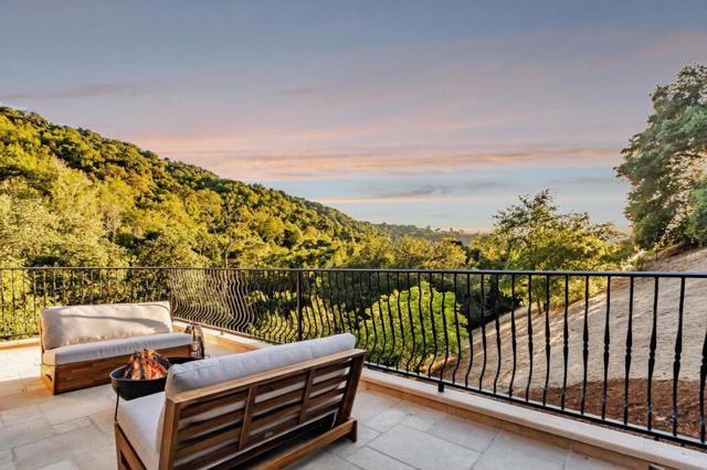 15681 Kennedy Road, Los Gatos CA: https://media.crmls.org/mediaz/9c2d5573-10fe-46da-950c-76074a757fbf.jpg