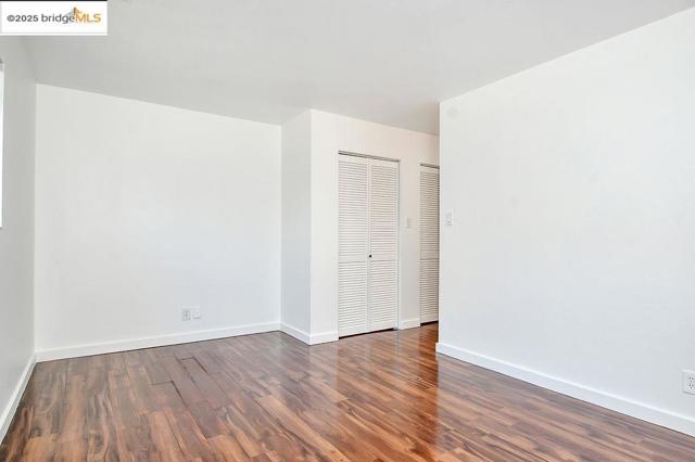 1205 Putnam Street, Antioch CA: https://media.crmls.org/mediaz/9c2d7cfe-c702-4f40-8e81-19159bff191b.jpg