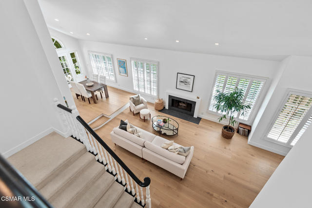 4799 Canterbury Street, Westlake Village CA: https://media.crmls.org/mediaz/9c2d8aa2-53fa-4f15-bed9-053607db16a2.jpg
