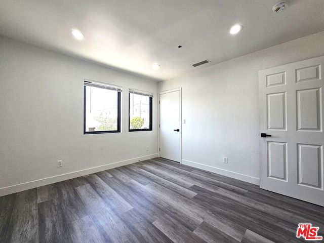 4110 S Normandie Avenue, Los Angeles CA: https://media.crmls.org/mediaz/9c2dfcd9-78c1-4a21-9c86-6b7a4ddfbf0c.jpg