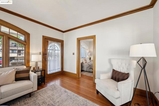 148 Estabrook, San Leandro CA: https://media.crmls.org/mediaz/9c2e47d8-b55b-4383-bd43-13e9634c4ebc.jpg