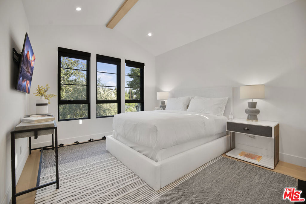 MLS #25619867 image #35