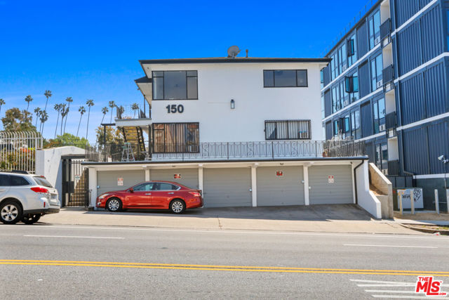 151 S Mountainview Avenue, Los Angeles CA: https://media.crmls.org/mediaz/9c31ccd7-1d25-44fd-9a6d-28fa7e8b0529.jpg
