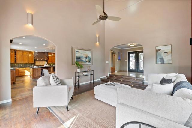 23435 Summit Road, Los Gatos CA: https://media.crmls.org/mediaz/9c31edda-19fa-448e-88ba-67cb6d6dc217.jpg