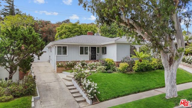 2223 Beverly Drive, Los Angeles, California 90034, 4 Bedrooms Bedrooms, ,3 BathroomsBathrooms,Single Family Residence,For Sale,Beverly,24388485