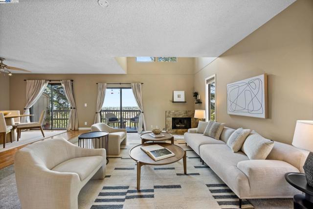 1112 Holmes Way, Hayward CA: https://media.crmls.org/mediaz/9c321b81-3d12-4f3d-8e9a-30ff9ac4e909.jpg