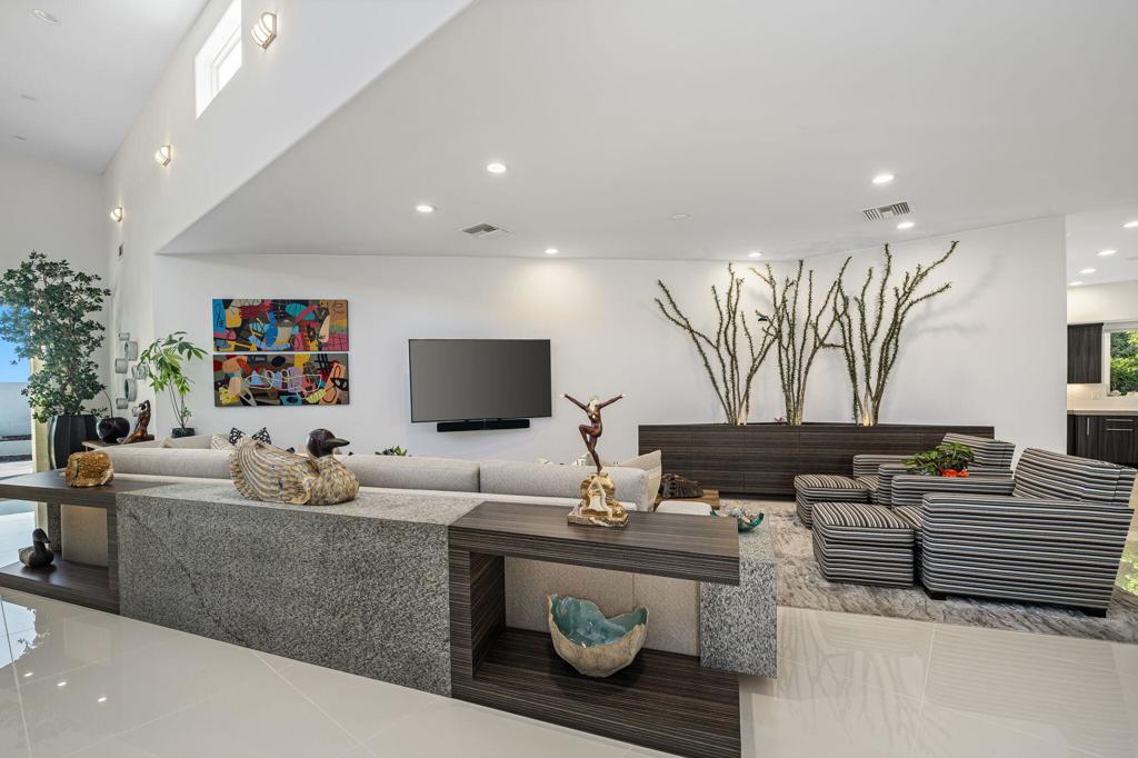 MLS #219138921DA image #6