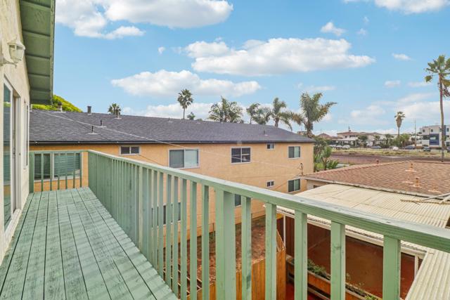 1906 08 S Broadway, Oceanside CA: https://media.crmls.org/mediaz/9c344b36-b3bb-4e27-a30b-d585daf5e1ed.jpg