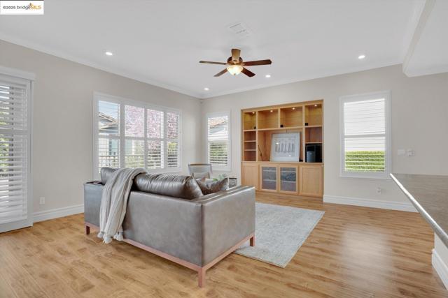 517 Marianna PL, Rio Vista CA: https://media.crmls.org/mediaz/9c3484d3-1fa1-4f5d-b28c-4fae43f1160d.jpg