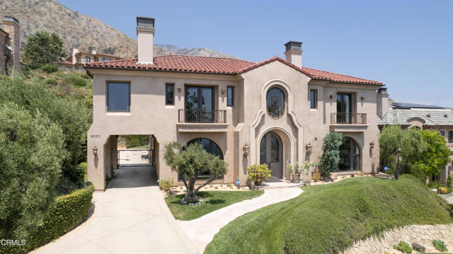 2330 Crystal Lane, Pasadena CA: https://media.crmls.org/mediaz/9c34c7a8-5447-4dbb-a112-fb541295b6cb.jpg