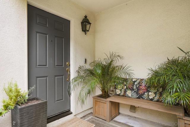 2989 Escala Circle, San Diego CA: https://media.crmls.org/mediaz/9c3620cb-36b7-4405-937c-f88602b9c993.jpg