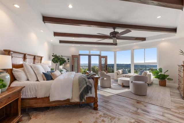 6817 Vianda Ct Court, Carlsbad CA: https://media.crmls.org/mediaz/9c367a74-93ea-443b-8e1a-93fdb89979a4.jpg