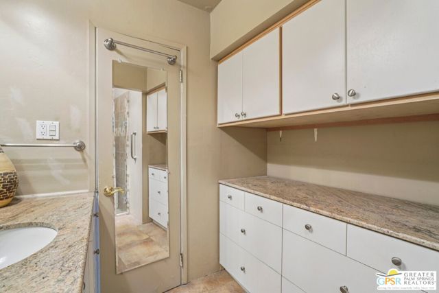 22950 Henry Road, Desert Hot Springs CA: https://media.crmls.org/mediaz/9c380c1e-4f30-4e42-aaec-7616fe3fba0b.jpg