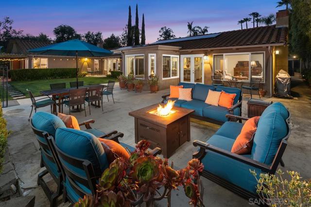 13627 Poway Springs Rd, Poway CA: https://media.crmls.org/mediaz/9c388510-1479-4a47-9fad-8fcde7e292a4.jpg