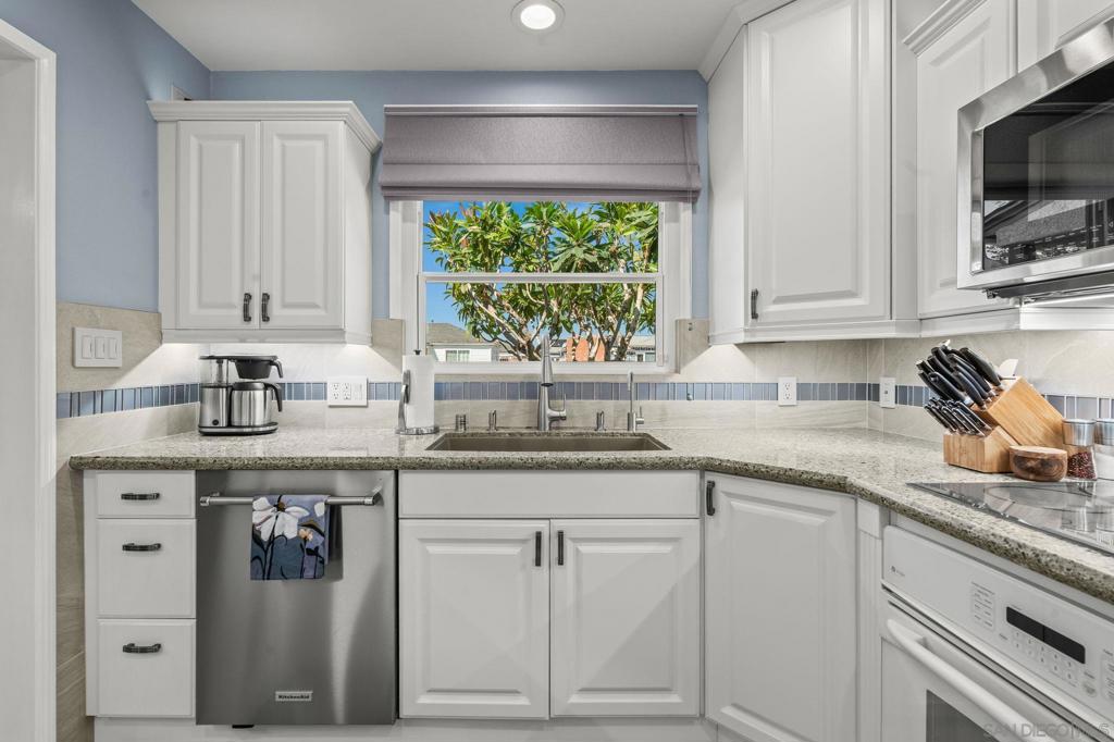 3919 69th - photo 14